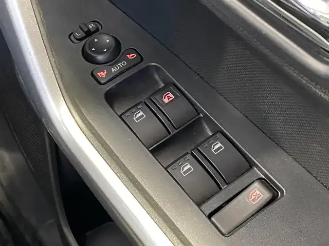 トヨタ ライズ XS 岐阜県 2021(令3)年 2.3万km シャイニングホワイトパール ワンオーナー/モデリスタエアロパーツ/ーフロント/サイド/リア/ＥＴＣ/SDナビ/ーBT/地上DTV/USB/CD/AUX/バックカメラ/LEDヘッドライト/オートマハイビーム/社外１６インチＡＷ/純正フロアマット/衝突被害軽減システム/横滑り防止装置/アイドリングストップ/プッシュスタート/スマートキー/スペアキー/ドアバイザー