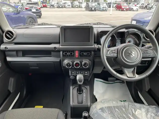 スズキ ジムニー シエラ JC 石川県 2023(令5)年 1.2万km 白 スズキセーフティサポート/4WD/シートヒーター/オートライト/オートエアコン/スマートキー/プッシュスタート/電動ミラー/LEDヘッドライト/保証書