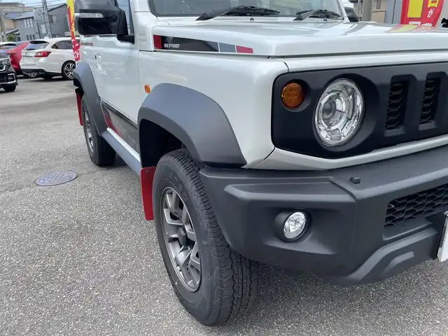 スズキ ジムニー シエラ JC 石川県 2023(令5)年 1.2万km 白 スズキセーフティサポート/4WD/シートヒーター/オートライト/オートエアコン/スマートキー/プッシュスタート/電動ミラー/LEDヘッドライト/保証書