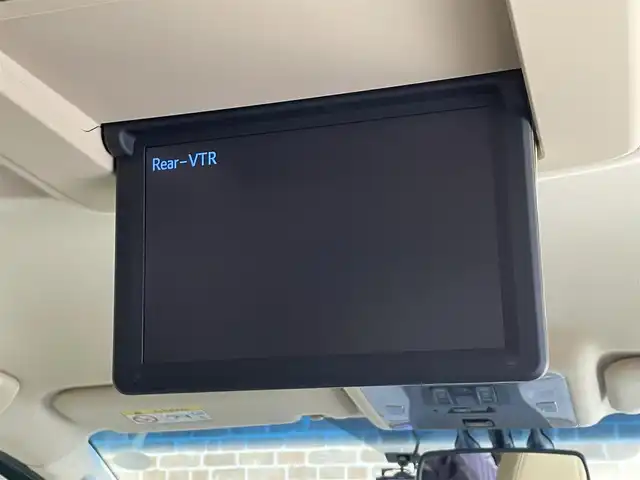 トヨタ アルファードハイブリット G Fパッケージ 岩手県 2015(平27)年 7万km ホワイトパールクリスタルシャイン 純正メモリナビ/　CD/DVD/BT/フルセグテレビ/バックカメラ/全方位カメラ/フリップダウンモニター/ウィンカーミラー/オットマン/キャプテンシート/クルーズコントロール/ドアバイザー/プッシュスタート/両側パワースライドドア/パワーバックドア/ビルトインETC/LEDヘッドライト/レザーシート/D/Nシートヒーター/パワーシート/置くだけ充電/前後コーナーセンサー/JBLサウンド/モデリスタエアロ/ハンドルヒーター