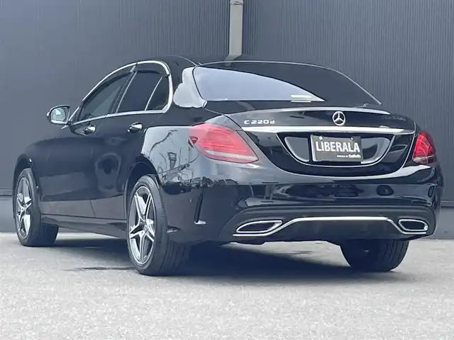 メルセデス・ベンツ Ｃ２２０ｄ アバンギャルド　AMGライン 香川県 2019(平31)年 6万km オブシディアンブラック ワンオーナー/純正ナビ（TV、BT、Aplle carPlay)/バックカメラ/前後コーナーセンサー/レーダーセーフティーパッケージ/（アダクティブクルーズコントロール、レーンキープアシスト）/前純正ドライブレコーダー/黒本革シート/シートヒーター/パワーシート/純正18インチAW