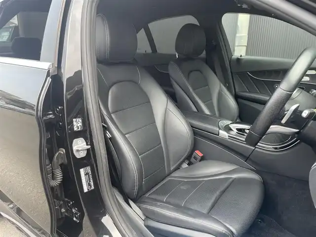 メルセデス・ベンツ Ｃ２２０ｄ アバンギャルド　AMGライン 香川県 2019(平31)年 6万km オブシディアンブラック ワンオーナー/純正ナビ（TV、BT、Aplle carPlay)/バックカメラ/前後コーナーセンサー/レーダーセーフティーパッケージ/（アダクティブクルーズコントロール、レーンキープアシスト）/前純正ドライブレコーダー/黒本革シート/シートヒーター/パワーシート/純正18インチAW