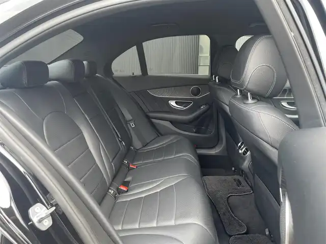 メルセデス・ベンツ Ｃ２２０ｄ アバンギャルド　AMGライン 香川県 2019(平31)年 6万km オブシディアンブラック ワンオーナー/純正ナビ（TV、BT、Aplle carPlay)/バックカメラ/前後コーナーセンサー/レーダーセーフティーパッケージ/（アダクティブクルーズコントロール、レーンキープアシスト）/前純正ドライブレコーダー/黒本革シート/シートヒーター/パワーシート/純正18インチAW