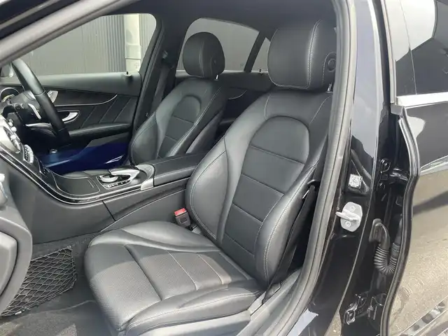 メルセデス・ベンツ Ｃ２２０ｄ アバンギャルド　AMGライン 香川県 2019(平31)年 6万km オブシディアンブラック ワンオーナー/純正ナビ（TV、BT、Aplle carPlay)/バックカメラ/前後コーナーセンサー/レーダーセーフティーパッケージ/（アダクティブクルーズコントロール、レーンキープアシスト）/前純正ドライブレコーダー/黒本革シート/シートヒーター/パワーシート/純正18インチAW