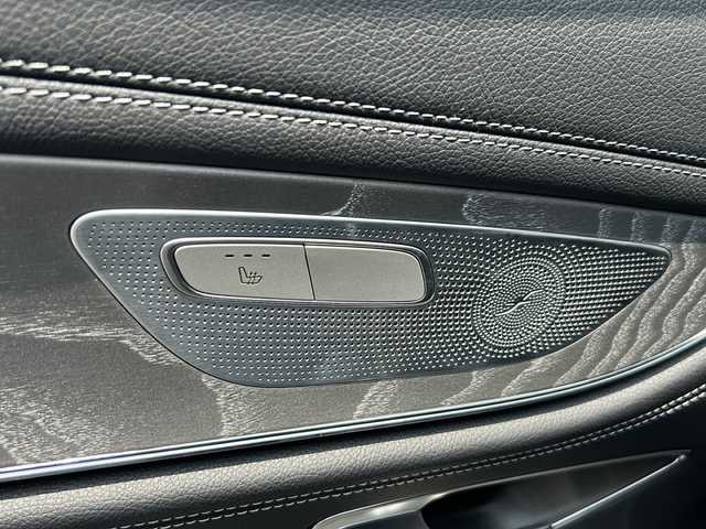 メルセデス・ベンツ ＣＬＳ２２０ｄ スポーツ エクスクルーシブPKG 埼玉県 2018(平30)年 9.1万km ルビーブラック 純正ナビ/AM/FM/BT/SD/USB/TV /ETC /サンルーフ /前ドラレコ/全方位バックカメラ　/前席パワーシート　/シートヒーター、クーラー　/追従クルコン　/パークトロニック/TRC/レーンアシスト/コーナーセンサー/衝突軽減/アイドリングストップ/電格ミラー/LEDライト/オートライト/パワーバックドア/スペア1本
