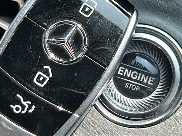 メルセデス・ベンツ ＣＬＳ２２０ｄ スポーツ エクスクルーシブPKG 埼玉県 2018(平30)年 9.1万km ルビーブラック 純正ナビ/AM/FM/BT/SD/USB/TV /ETC /サンルーフ /前ドラレコ/全方位バックカメラ　/前席パワーシート　/シートヒーター、クーラー　/追従クルコン　/パークトロニック/TRC/レーンアシスト/コーナーセンサー/衝突軽減/アイドリングストップ/電格ミラー/LEDライト/オートライト/パワーバックドア/スペア1本