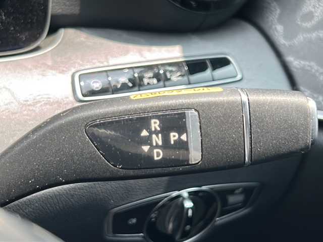 メルセデス・ベンツ ＣＬＳ２２０ｄ スポーツ エクスクルーシブPKG 埼玉県 2018(平30)年 9.1万km ルビーブラック 純正ナビ/AM/FM/BT/SD/USB/TV /ETC /サンルーフ /前ドラレコ/全方位バックカメラ　/前席パワーシート　/シートヒーター、クーラー　/追従クルコン　/パークトロニック/TRC/レーンアシスト/コーナーセンサー/衝突軽減/アイドリングストップ/電格ミラー/LEDライト/オートライト/パワーバックドア/スペア1本