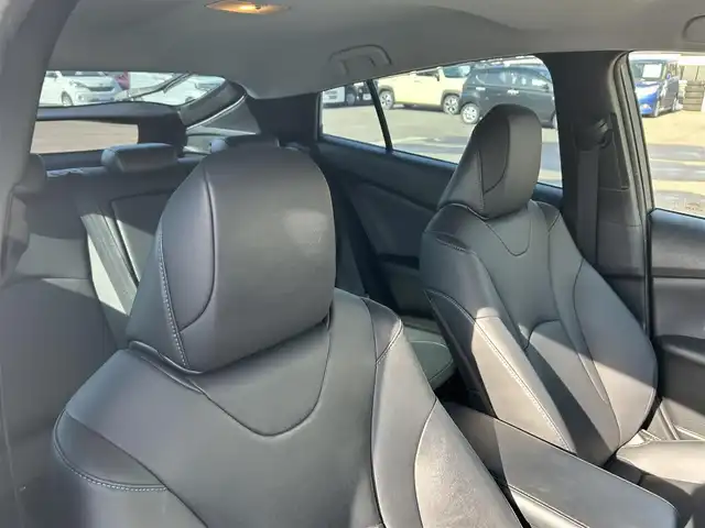 トヨタ プリウス S ツーリングセレクション 広島県 2020(令2)年 5.1万km スーパーホワイトⅡ ワンオーナー/純正ナビ　　NSZT-W68T/　「Bluetooth/フルセグ/CD/DVD」/全方位カメラ　/前席シートヒーター　/レーダークルーズコントロール/クリアランスソナー/ドライブレコーダー/ＥＴＣ２．０　/オートハイビーム　/ＬＥＤヘッドライト（AUTO機能付き）/衝突軽減ブレーキシステム/車線逸脱防止システム　/プッシュスタート/スマートキー/純正１７インチアルミ/純正フロアマット/ナビ取扱説明書/保証書/取扱説明書