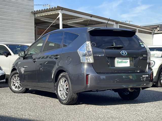 トヨタ プリウス α G 東京都 2012(平24)年 6.5万km グレーメタリック ワンオーナー/新車時保証書　取扱説明書/純正ナビ/フルセグTV　NHBA-X62G/SD/BT/BD/HDD/DVD/フリップダウンモニター/クルーズコントロール/バックカメラ/フォグランプ/ETC/ダブルエアバック/カーテンエアバック/社外16インチアルミ/サマータイヤ（ホイール・キャップ付き）積込