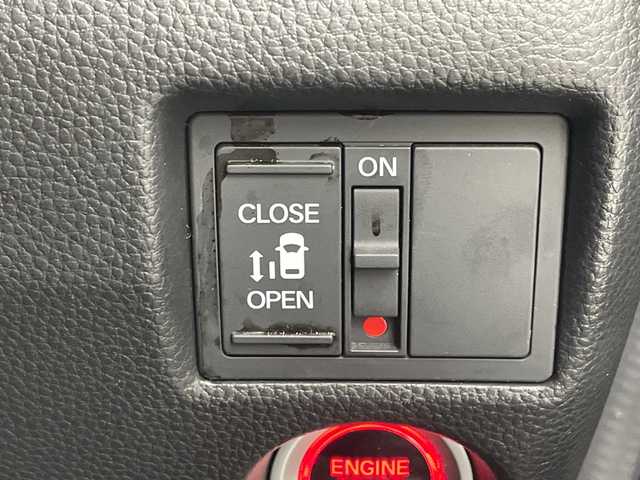 ホンダ Ｎ ＢＯＸ カスタム L 沖縄県 2021(令3)年 6.5万km プレミアムベルベットパープル・パール 禁煙車/純正8インチナビ【VXU-217NBI】/（フルセグTV/CD/DVD/Bluetooth）/ビルトインETC/前後ドライブレコーダー/追従クルーズコントロール/レーンキープアシスト/アイドリングストップ/LEDヘッドライト/オートライト/片側パワースライドドア/前席シートヒーター/スマートキー/スペアキー/プッシュスタート/保証書/取扱説明書