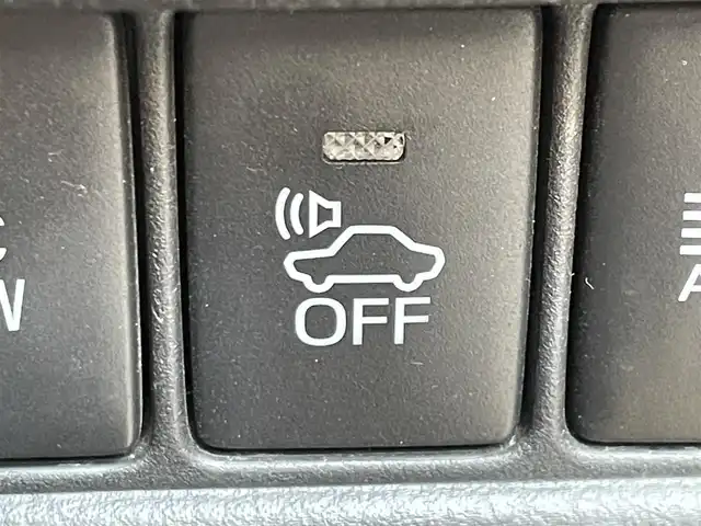 トヨタ Ｃ－ＨＲ G 東京都 2017(平29)年 10.7万km イエロー ワンオーナー/純正ナビ/フルセグ/CD/DVD/AM/FM/BT/追従クルコン/ＬＡＴ/シートヒーター/純正アルミ/ＥＴＣ/純正フロアマット/ＡＣ１００Ｖ/ステアリングスイッチ/ドライブモード/横滑り制御機能/ヘッドライトレベライザー/SRSエアバック（運転席/助手席）/車両接近警報/オートマチックハイビーム/ドアバイザー