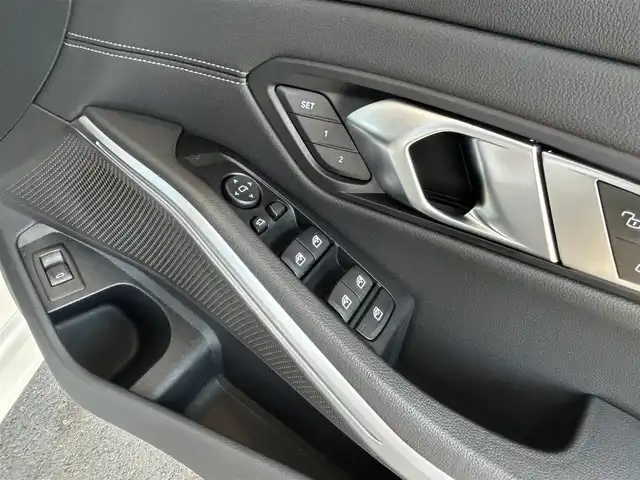 ＢＭＷ ３２０ｄ xDrive ツーリング Mスポーツ 茨城県 2020(令2)年 4.7万km アルピンホワイトⅢ インテリジェントセーフティ/コンフォートアクセス/ハイラインパッケージ/コンフォートパッケージ/純正HDDナビ/（AM.FM.BT.USB）/360°カメラ/ミラー一体型ETC/ACC/LKA/BSM/ステアリングサポート/置くだけ充電/オートホールド/LEDヘッドライト/オートライト/パドルシフト/純正19インチAW