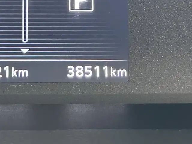 日産 セレナ ハイウェイスター プロパイロットED 大阪府 2017(平29)年 3.9万km ブリリアントホワイトパール プロパイロット/純正9型ナビ　SDカードなし/フリップダウンモニター/両側パワースライドドア/クルーズコントロール/バックカメラ/コーナーセンサー/純正アルミホイール/LEDヘッドライト/リアオートエアコン/オートライト/ドライブレコーダー/ETC/フルセグ/CD/DVD/Bluetooth/ステアリングスイッチ/スマートキー/プッシュスタート