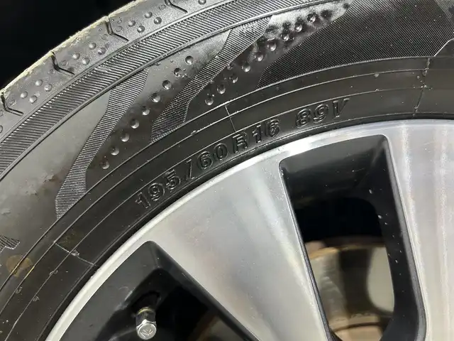 日産 セレナ ハイウェイスター プロパイロットED 大阪府 2017(平29)年 3.9万km ブリリアントホワイトパール プロパイロット/純正9型ナビ　SDカードなし/フリップダウンモニター/両側パワースライドドア/クルーズコントロール/バックカメラ/コーナーセンサー/純正アルミホイール/LEDヘッドライト/リアオートエアコン/オートライト/ドライブレコーダー/ETC/フルセグ/CD/DVD/Bluetooth/ステアリングスイッチ/スマートキー/プッシュスタート