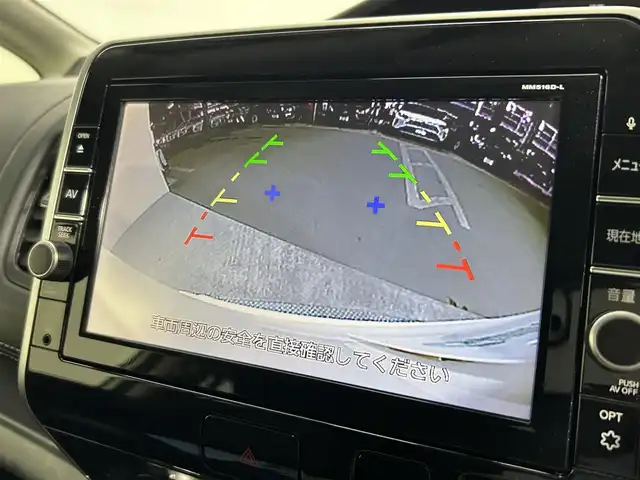 日産 セレナ ハイウェイスター プロパイロットED 大阪府 2017(平29)年 3.9万km ブリリアントホワイトパール プロパイロット/純正9型ナビ　SDカードなし/フリップダウンモニター/両側パワースライドドア/クルーズコントロール/バックカメラ/コーナーセンサー/純正アルミホイール/LEDヘッドライト/リアオートエアコン/オートライト/ドライブレコーダー/ETC/フルセグ/CD/DVD/Bluetooth/ステアリングスイッチ/スマートキー/プッシュスタート