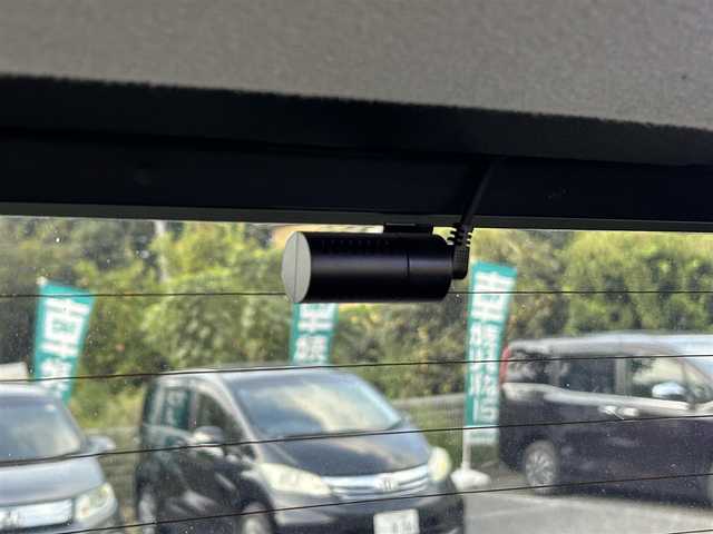 トヨタ スペイド F 茨城県 2012(平24)年 8.2万km ダークバイオレットマイカメタリック (株)IDOMが運営する【じしゃロン水戸店】の自社ローン専用車両になりますこちらは現金またはオートローンご利用時の価格です。自社ローンご希望の方は別途その旨お申付け下さい/純正ナビ/フルセグ/バックカメラ/AM/FM/DVD/フリップダウンモニター/前後ドライブレコーダー/ETC/パワースライドドア/HIDヘッドライト/プッシュスタート/スマートキー/保証書付整備手帳/取扱説明書