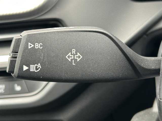 ＢＭＷ Ｍ２３５ｉ グランクーペ xDrive 福岡県 2023(令5)年 1.7万km アルピンホワイトⅢ インテリジェントセーフティ/アダプティブクルーズコントロール/ブラインドスポットモニター/純正ナビ/Applecarplay/Bluetooth/バックカメラ/アンビエントライト/ワイヤレス充電/LEDライト/オートハイビーム/オートワイパー/前後ドライブレコーダー/純正１８インチアルミホイール/ミラー一体型ETC/スペアキー×1