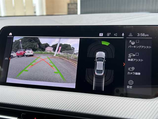 ＢＭＷ Ｍ２３５ｉ グランクーペ xDrive 福岡県 2023(令5)年 1.7万km アルピンホワイトⅢ インテリジェントセーフティ/アダプティブクルーズコントロール/ブラインドスポットモニター/純正ナビ/Applecarplay/Bluetooth/バックカメラ/アンビエントライト/ワイヤレス充電/LEDライト/オートハイビーム/オートワイパー/前後ドライブレコーダー/純正１８インチアルミホイール/ミラー一体型ETC/スペアキー×1