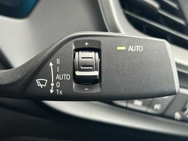 ＢＭＷ Ｍ２３５ｉ グランクーペ xDrive 福岡県 2023(令5)年 1.7万km アルピンホワイトⅢ インテリジェントセーフティ/アダプティブクルーズコントロール/ブラインドスポットモニター/純正ナビ/Applecarplay/Bluetooth/バックカメラ/アンビエントライト/ワイヤレス充電/LEDライト/オートハイビーム/オートワイパー/前後ドライブレコーダー/純正１８インチアルミホイール/ミラー一体型ETC/スペアキー×1