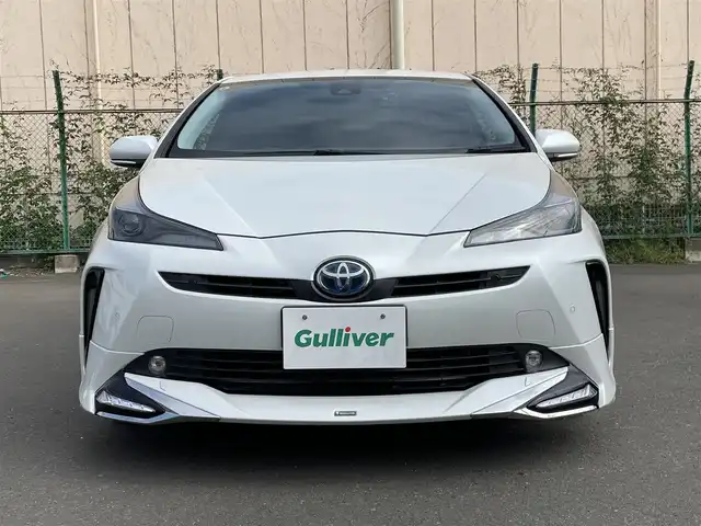 トヨタ プリウス S ツーリングセレ ブラックED 東京都 2021(令3)年 4.8万km プラチナホワイトパールマイカ 純正8インチナビ/モデリスタエアロ（フロント、サイド、リア）/純正17インチアルミホイール/バックカメラ/アダプティブクルーズコントロール/100V充電/HDMI/Bluetooth/フルセグテレビ/前後ドライブレコーダー/純正フロアマット/レザーシート/シートヒーター/オートライト/オートマチックハイビーム