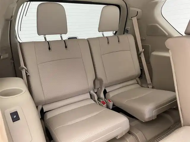 トヨタ ランドクルーザー プラド TX Lパッケージ 愛知県 2023(令5)年 2万km ホワイトパールクリスタルシャイン 純正８型ＤＡナビ　ムーンルーフ　全方位カメラ　禁煙　ＥＴＣ２．０　ベージュ革　ベンチレーション　シートヒーター　セーフティセンス　衝突軽減　追従クルコン　ＬＥＤオートライト　ＢＳＭ　ルーフレール