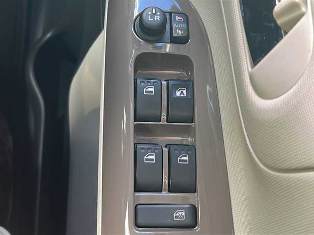 ダイハツ ムーヴ キャンバス G メイクアップ VS SAⅢ 三重県 2021(令3)年 3.3万km パールホワイトⅢ/ナチュラルベージュマイカメタリック 2トーン 純正ＳＤ８型ナビ/CD.DVD.SD.BT.ワンセグTV/両側パワースライドドア/バックカメラ/全周囲カメラ/シートヒーター/純正前方ドラレコ/スマートキー/ＥＴＣ/ＵＳＢ給電/ステアリングリモコン/オートライト/アイドリングストップ/禁煙車