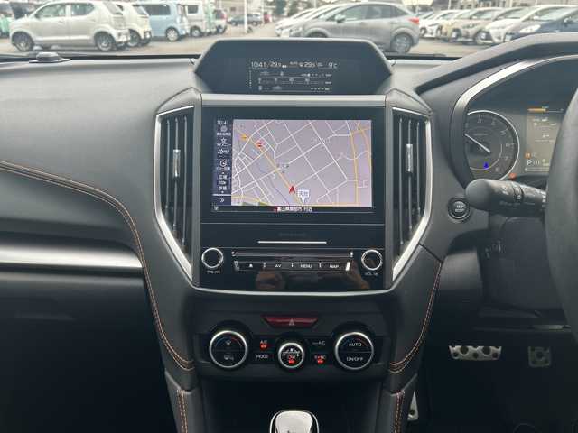 スバル インプレッサ ＸＶ 2．0i－S アイサイト 富山県 2019(令1)年 4.4万km ダークブルーパール 純正ナビ（9インチ）/【CD/DVD/BT/フルセグTV/iPod/AUX/Carplay】/バックカメラ/サイドカメラ/アイサイト/4WD/コーナーセンサー（後ろ）/アダプティブヘッドライト/レザーシート/純正アルミホイール/クルーズコントロール/パワーシート/スマートキー/スペアキー/アイドリングストップ/ETC/プッシュスタート/ルーフレール/純正フロアマット/レーンアシスト