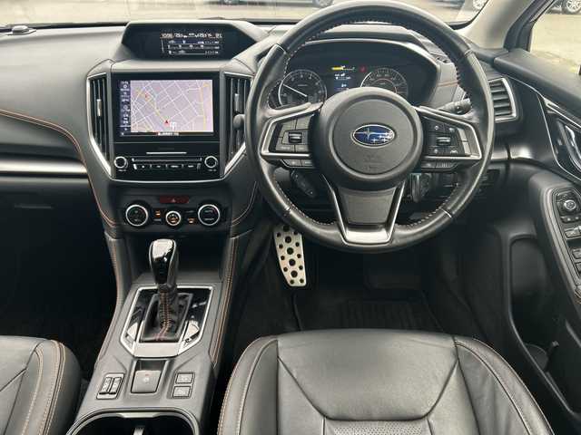 スバル インプレッサ ＸＶ 2．0i－S アイサイト 富山県 2019(令1)年 4.4万km ダークブルーパール 純正ナビ（9インチ）/【CD/DVD/BT/フルセグTV/iPod/AUX/Carplay】/バックカメラ/サイドカメラ/アイサイト/4WD/コーナーセンサー（後ろ）/アダプティブヘッドライト/レザーシート/純正アルミホイール/クルーズコントロール/パワーシート/スマートキー/スペアキー/アイドリングストップ/ETC/プッシュスタート/ルーフレール/純正フロアマット/レーンアシスト