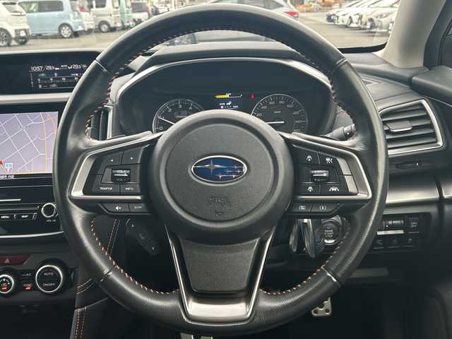 スバル インプレッサ ＸＶ 2．0i－S アイサイト 富山県 2019(令1)年 4.4万km ダークブルーパール 純正ナビ（9インチ）/【CD/DVD/BT/フルセグTV/iPod/AUX/Carplay】/バックカメラ/サイドカメラ/アイサイト/4WD/コーナーセンサー（後ろ）/アダプティブヘッドライト/レザーシート/純正アルミホイール/クルーズコントロール/パワーシート/スマートキー/スペアキー/アイドリングストップ/ETC/プッシュスタート/ルーフレール/純正フロアマット/レーンアシスト