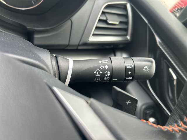 スバル インプレッサ ＸＶ 2．0i－S アイサイト 富山県 2019(令1)年 4.4万km ダークブルーパール 純正ナビ（9インチ）/【CD/DVD/BT/フルセグTV/iPod/AUX/Carplay】/バックカメラ/サイドカメラ/アイサイト/4WD/コーナーセンサー（後ろ）/アダプティブヘッドライト/レザーシート/純正アルミホイール/クルーズコントロール/パワーシート/スマートキー/スペアキー/アイドリングストップ/ETC/プッシュスタート/ルーフレール/純正フロアマット/レーンアシスト