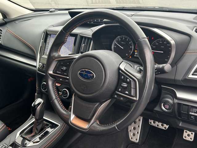 スバル インプレッサ ＸＶ 2．0i－S アイサイト 富山県 2019(令1)年 4.4万km ダークブルーパール 純正ナビ（9インチ）/【CD/DVD/BT/フルセグTV/iPod/AUX/Carplay】/バックカメラ/サイドカメラ/アイサイト/4WD/コーナーセンサー（後ろ）/アダプティブヘッドライト/レザーシート/純正アルミホイール/クルーズコントロール/パワーシート/スマートキー/スペアキー/アイドリングストップ/ETC/プッシュスタート/ルーフレール/純正フロアマット/レーンアシスト