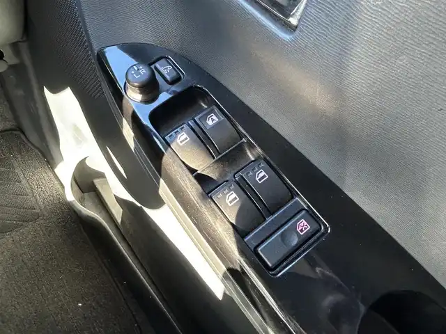 ダイハツ タント カスタム RS SA 群馬県 2014(平26)年 10万km ブラックマイカメタリック (株)IDOMが運営する【じしゃロン伊勢崎店】の自社ローン専用車両になりますこちらは現金またはオートローンご利用時の価格です。自社ローンご希望の方は別途その旨お申付け下さい/スマートアシスト/両側パワースライドドア/社外SDナビゲーション/バックカメラ/CD/DVD/SD/DTV/BT(通話のみ）/LEDヘッドライト/フォグライト/オートライト/ETC/アイドリングストップ/ドアバイザー/純正フロアマット