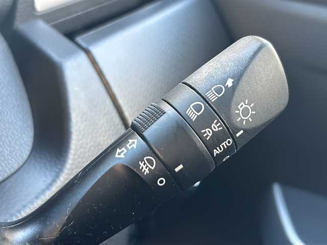 トヨタ タンク カスタムG－T 高知県 2019(令1)年 4.1万km ブラックマイカメタリック フルモデリスタ/両側パワースライドドア/ターボ/純正9インチナビ/（Bluetoothオーディオ/フルセグTV/バックカメラ/CD）ETC/スマートキー/クルーズコントロール/純正フロアマット/純正アルミ/オートハイビーム/前後コーナーセンサー/LEDヘッドライト/衝突被害軽減ブレーキ/レーンキープアシスト