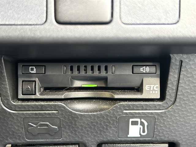 トヨタ タンク カスタムG－T 高知県 2019(令1)年 4.1万km ブラックマイカメタリック フルモデリスタ/両側パワースライドドア/ターボ/純正9インチナビ/（Bluetoothオーディオ/フルセグTV/バックカメラ/CD）ETC/スマートキー/クルーズコントロール/純正フロアマット/純正アルミ/オートハイビーム/前後コーナーセンサー/LEDヘッドライト/衝突被害軽減ブレーキ/レーンキープアシスト