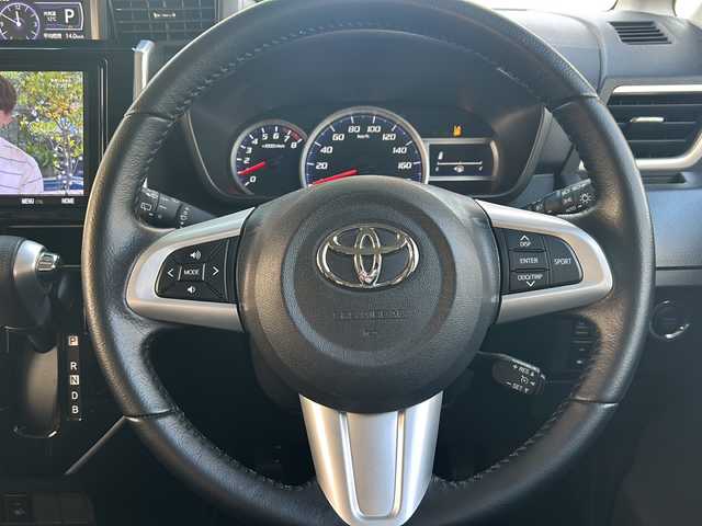 トヨタ タンク カスタムG－T 高知県 2019(令1)年 4.1万km ブラックマイカメタリック フルモデリスタ/両側パワースライドドア/ターボ/純正9インチナビ/（Bluetoothオーディオ/フルセグTV/バックカメラ/CD）ETC/スマートキー/クルーズコントロール/純正フロアマット/純正アルミ/オートハイビーム/前後コーナーセンサー/LEDヘッドライト/衝突被害軽減ブレーキ/レーンキープアシスト