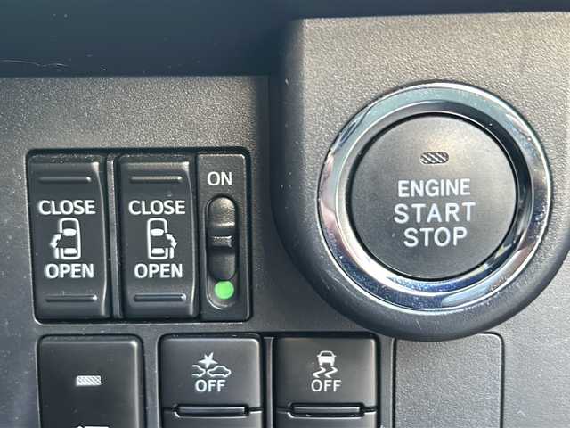 トヨタ タンク カスタムG－T 高知県 2019(令1)年 4.1万km ブラックマイカメタリック フルモデリスタ/両側パワースライドドア/ターボ/純正9インチナビ/（Bluetoothオーディオ/フルセグTV/バックカメラ/CD）ETC/スマートキー/クルーズコントロール/純正フロアマット/純正アルミ/オートハイビーム/前後コーナーセンサー/LEDヘッドライト/衝突被害軽減ブレーキ/レーンキープアシスト