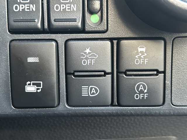 トヨタ タンク カスタムG－T 高知県 2019(令1)年 4.1万km ブラックマイカメタリック フルモデリスタ/両側パワースライドドア/ターボ/純正9インチナビ/（Bluetoothオーディオ/フルセグTV/バックカメラ/CD）ETC/スマートキー/クルーズコントロール/純正フロアマット/純正アルミ/オートハイビーム/前後コーナーセンサー/LEDヘッドライト/衝突被害軽減ブレーキ/レーンキープアシスト