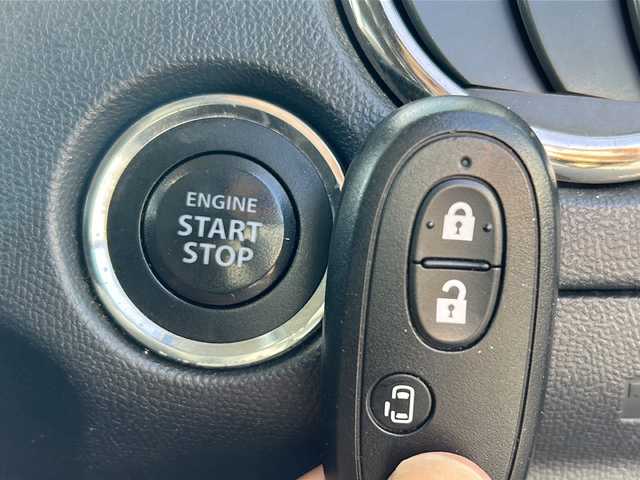 スズキ パレット ＳＷ XS 山口県 2013(平25)年 12.9万km パールホワイト スマートキー/プッシュスタート/ETC/社外ナビ/(DTV/BT/DVD/ラジオ)/片側パワースライドドア/バックカメラ/純正アルミホイール/オートエアコン/オートライト/ドアバイザー/スペアキー/社外フロアマット/取扱説明書/保証書/パワーステアリング/パワーウィンドウ/フォグランプ/ABS(アンチロックブレーキシステム)