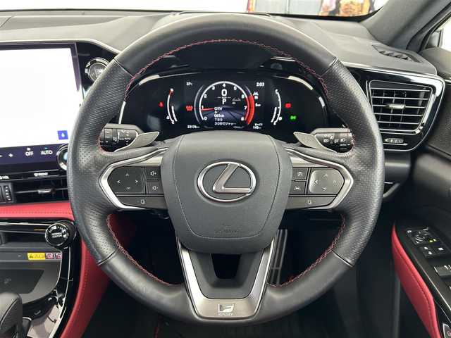 レクサス ＮＸ 350 Fスポーツ 埼玉県 2022(令4)年 2.4万km ホワイトノーヴァガラスフレーク 純正ナビ/パノラミックビューモニター/デジタルインナーミラー/サンルーフ/HUD/マークレビンソン/パワーテールゲート/シートヒーター/ベンチレーション/純正20インチAW