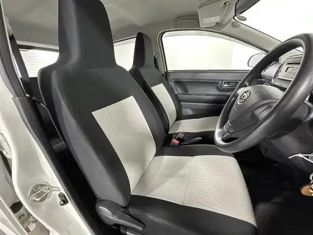 ダイハツ ミラ イース L SAⅢ 佐賀県 2019(令1)年 1.9万km ホワイト 純正オーディオ/CD/AUX/FM/AM/スマートアシストIII/衝突被害軽減ブレーキ/コーナーセンサー/オートマチックハイビーム/フロアマット