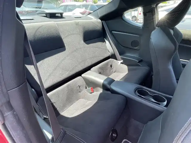 トヨタ ８６ GRスポーツ 埼玉県 2019(令1)年 8.5万km ピュアレッド ワンオーナー車/社外マフラー/車高調/純正ブレンボキャリパー/純正ナビTV/バックカメラ/ETC/LEDヘッドライト/クルーズコントロール/パドルシフト/純正17インチAW/プッシュスタート/スマートキーｘ２/保証書付整備手帳/取扱説明書