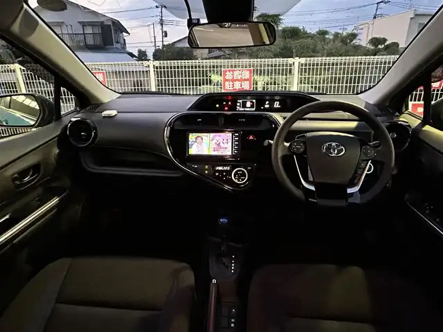 トヨタ アクア S 静岡県 2019(令1)年 1.9万km クリアエメラルドパールクリスタルシャイン ユーザー買取車両/ワンオーナー/純正ナビ（NSCN-W68)/　　【BT/ワンセグTV】/ドライブレコーダー/バックカメラ/コーナーセンサー前後/衝突軽減システム/横すべり防止/オートライト/オートマチックハイビーム/プッシュスタート/スマートキー/スペアキー