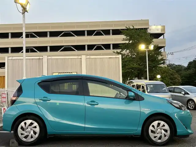 トヨタ アクア S 静岡県 2019(令1)年 1.9万km クリアエメラルドパールクリスタルシャイン ユーザー買取車両/ワンオーナー/純正ナビ（NSCN-W68)/　　【BT/ワンセグTV】/ドライブレコーダー/バックカメラ/コーナーセンサー前後/衝突軽減システム/横すべり防止/オートライト/オートマチックハイビーム/プッシュスタート/スマートキー/スペアキー
