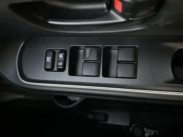 トヨタ アクア S 静岡県 2019(令1)年 1.9万km クリアエメラルドパールクリスタルシャイン ユーザー買取車両/ワンオーナー/純正ナビ（NSCN-W68)/　　【BT/ワンセグTV】/ドライブレコーダー/バックカメラ/コーナーセンサー前後/衝突軽減システム/横すべり防止/オートライト/オートマチックハイビーム/プッシュスタート/スマートキー/スペアキー