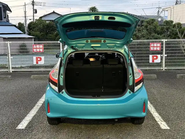 トヨタ アクア S 静岡県 2019(令1)年 1.9万km クリアエメラルドパールクリスタルシャイン ユーザー買取車両/ワンオーナー/純正ナビ（NSCN-W68)/　　【BT/ワンセグTV】/ドライブレコーダー/バックカメラ/コーナーセンサー前後/衝突軽減システム/横すべり防止/オートライト/オートマチックハイビーム/プッシュスタート/スマートキー/スペアキー