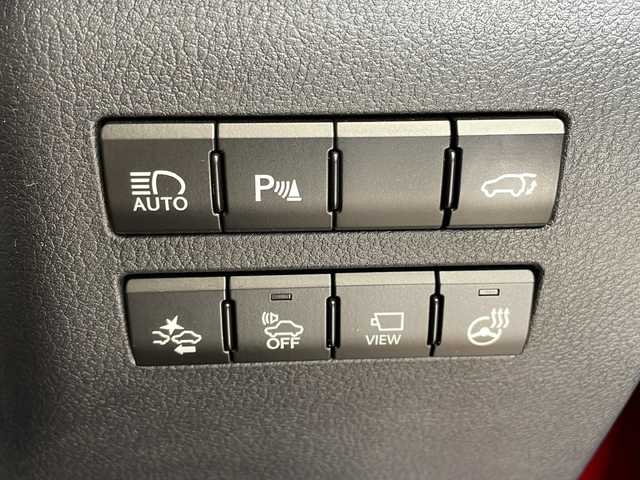 レクサス ＮＸ 300h バージョンL 愛知県 2014(平26)年 1.6万km レッドマイカクリスタルシャイン 衝突軽減システム/純正ナビ/三眼LEDヘッドライト/レーダークルーズコントロール/シートヒーター/エアシート/フルセグ/CD DVD/Bluetooth/バックカメラ/電動リアゲート/パワーシート/ヘッドアップディスプレイ/コーナーセンサー/純正アルミホイール/LEDヘッドライト/パドルシフト/ステアリングヒーター/オートマチックハイビーム/ETC/ステアリングスイッチ/スマートキー/プッシュスタート