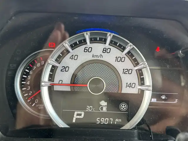 スズキ スペーシア カスタム HYBRID XS ターボ 奈良県 2020(令2)年 5.9万km ピュアホワイトP 純正ナビ/両側パワスラ/ハーフレザー/ターボ付/追従式クルコン/パドルシフト/純正アルミ/シートヒータ/背面テーブル/リアサーキュレーター/ETC/ドラレコ/オートライト（LED）/Bluetooth/バックカメラ/純正フロアマット/フルセグTV/リアサンシェード/保証書/取扱説明書