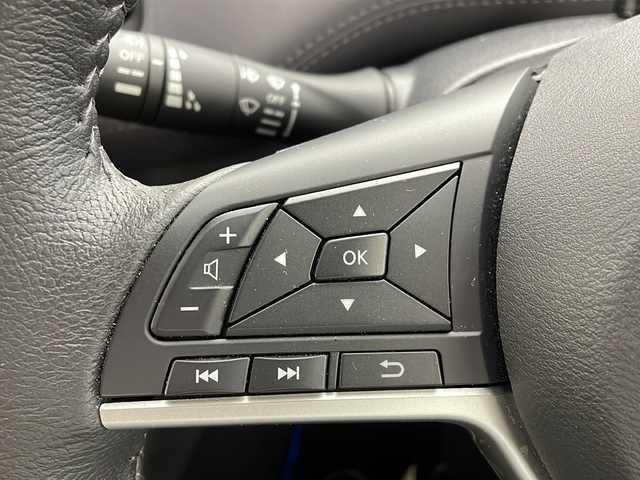 日産 セレナ e－パワー ハイウェイスター V 茨城県 2021(令3)年 4.4万km ブリリアントホワイトパール プロパイロット/衝突被害軽減システム/ステアリングスイッチ/レーダークルーズコントロール/純正9インチSDナビ/フルセグTV/FM　AM　SD　CD　DVD　Blu-ray　/Bluetooth接続/ハンズフリー対応/全周囲カメラ/ビルトインETC/純正ドライブレコーダー/デジタルインナーミラー/両側電動スライドドア/LEDヘッドライト/ドアバイザー