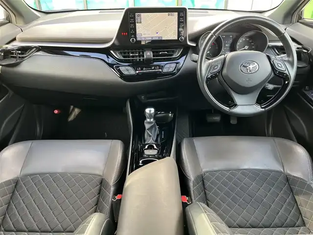 トヨタ Ｃ－ＨＲ G 奈良県 2022(令4)年 4.3万km ブラックマイカ モデリスタフルエアロ/純正8インチディスプレイオーディオ/（Bluetooth/AppleCarPlay/AndroidAuto）/レーダークルーズコントロール/バックカメラ/ブラインドスポットモニター/プリクラッシュセーフティ/レーンキープアシスト/ハーフレザーシート/前席シートヒーター/前方ドライブレコーダー（DRT-H68A）/ETC2.0/LEDヘッドライト/純正18インチAW/保証書/取り扱い説明書