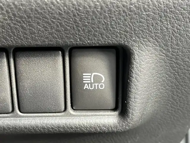 トヨタ Ｃ－ＨＲ G 奈良県 2022(令4)年 4.3万km ブラックマイカ モデリスタフルエアロ/純正8インチディスプレイオーディオ/（Bluetooth/AppleCarPlay/AndroidAuto）/レーダークルーズコントロール/バックカメラ/ブラインドスポットモニター/プリクラッシュセーフティ/レーンキープアシスト/ハーフレザーシート/前席シートヒーター/前方ドライブレコーダー（DRT-H68A）/ETC2.0/LEDヘッドライト/純正18インチAW/保証書/取り扱い説明書